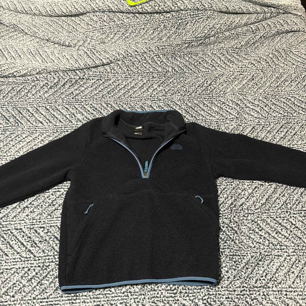 Mens Medium dark blue north face pullover/quarter zip